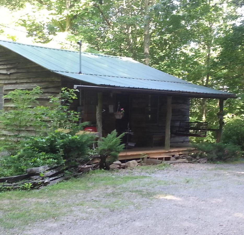 Arrowmont Stables & Cabins Cullowhee Bagian luar foto