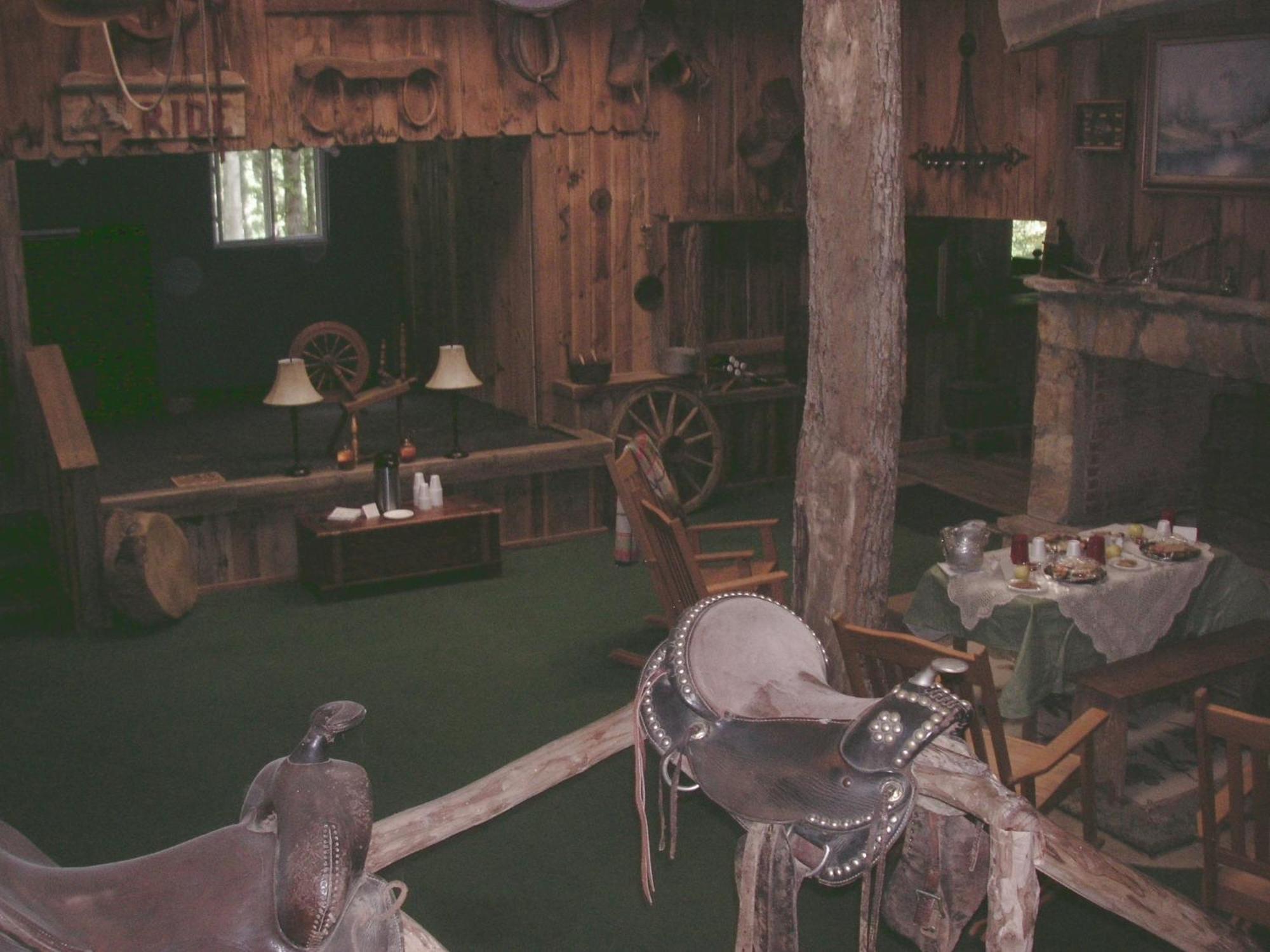 Arrowmont Stables & Cabins Cullowhee Bagian luar foto
