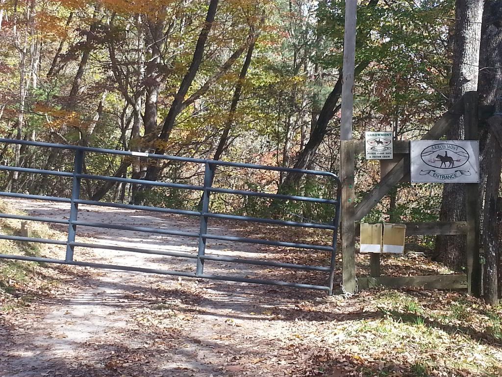 Arrowmont Stables & Cabins Cullowhee Bagian luar foto