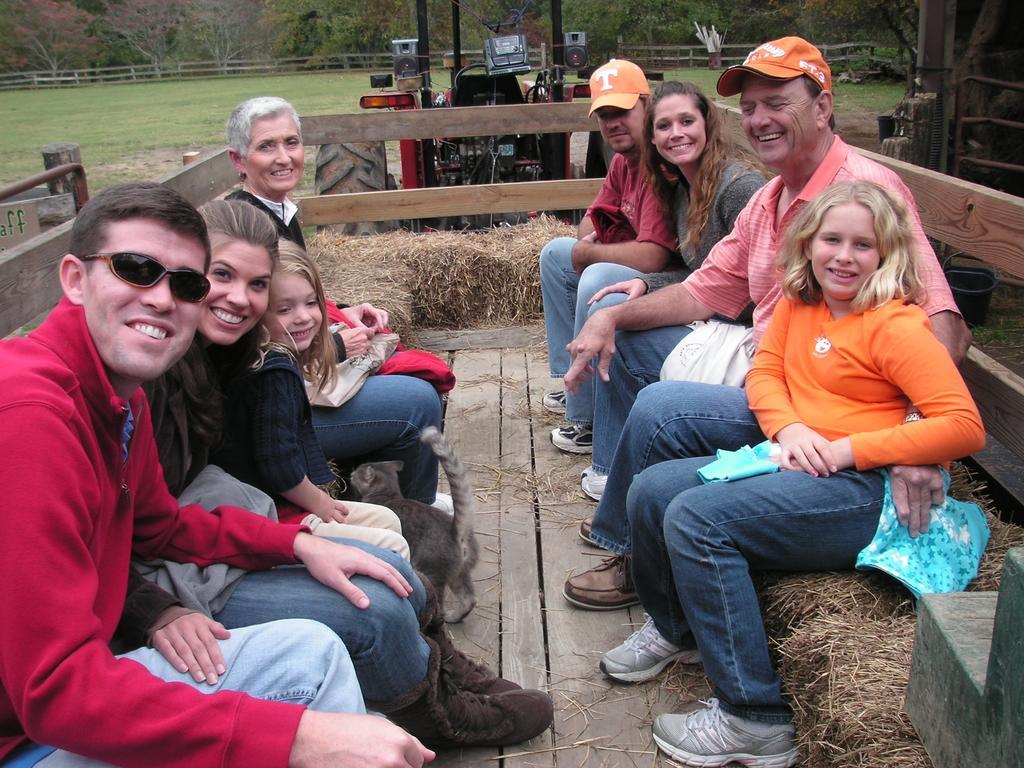 Arrowmont Stables & Cabins Cullowhee Bagian luar foto